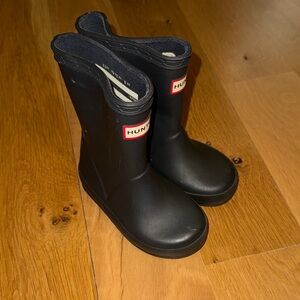 Hunter Kids navy Rain Boots